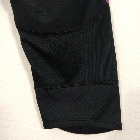 NIKE Dri-Fit Women's Epic Mesh Insert Capri Leggings Reflective Black Sz S (26") - Picture 6 of 12